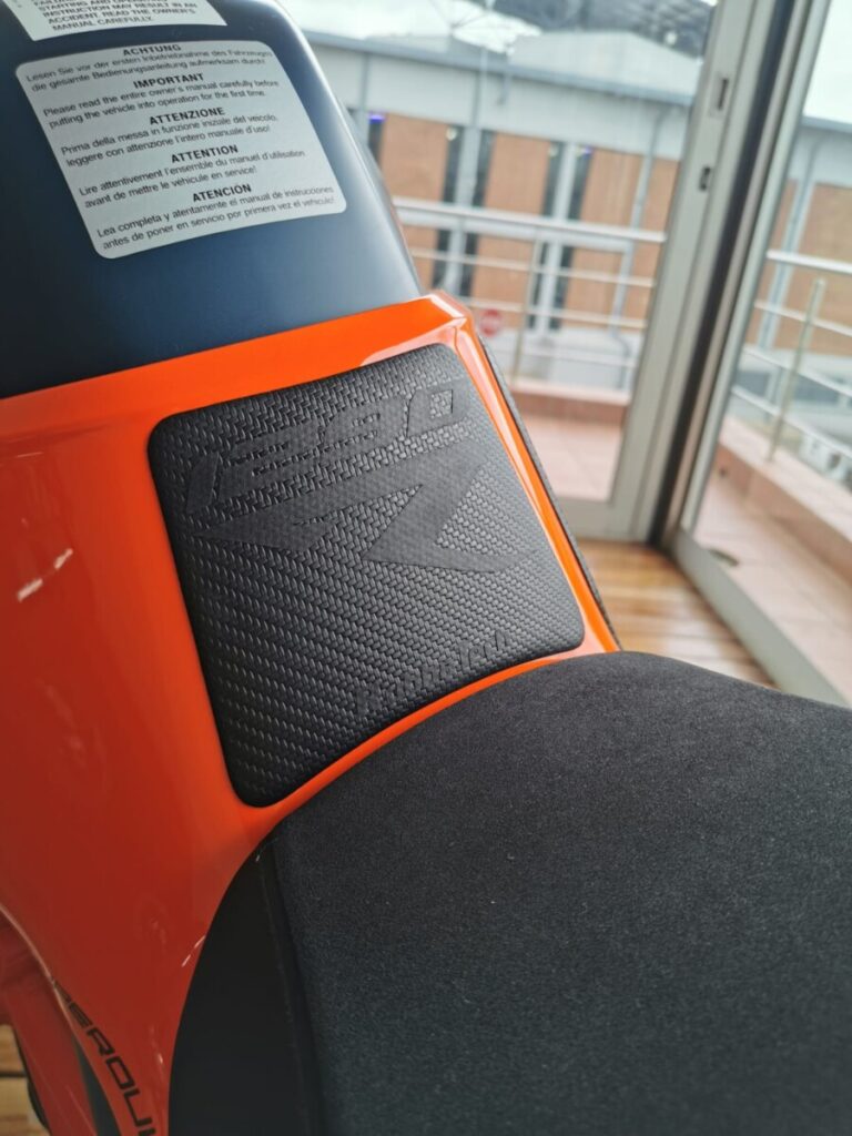 KTM_1290_Superduke_R_2020_3